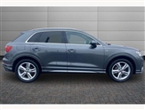 Audi Q3 Image 4