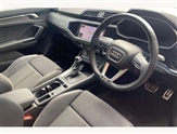 Audi Q3 Image 6