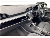 Audi Q3 Image 2