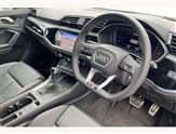 Audi Q3 Image 6
