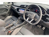 Audi Q3 Image 6