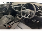 Audi Q3 Image 6