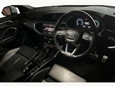 Audi Q3 Image 6