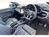 Audi Q3 Image 6
