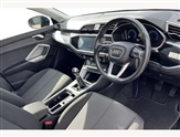 Audi Q3 Image 6