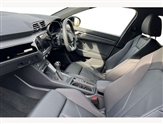 Audi Q3 Image 2