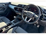 Audi Q3 Image 6