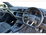 Audi Q3 Image 6