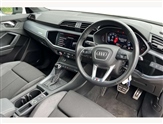 Audi Q3 Image 6