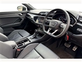 Audi Q3 Image 6