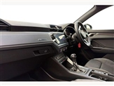 Audi Q3 Image 2