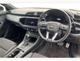 Audi Q3 Image 6