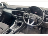 Audi Q3 Image 6