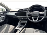 Audi Q3 Image 6