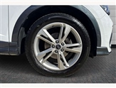 Audi Q3 Image 5