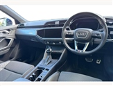 Audi Q3 Image 6