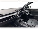 Audi Q3 Image 2