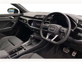 Audi Q3 Image 6