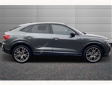 Audi Q3 Image 5