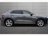 Audi Q3 Image 4