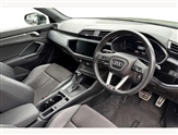 Audi Q3 Image 6