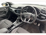 Audi Q3 Image 6
