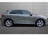 Audi Q3 Image 4
