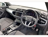 Audi Q3 Image 6