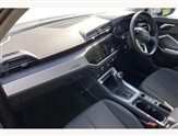 Audi Q3 Image 2