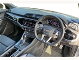 Audi Q3 Image 6