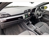Audi Q3 Image 2
