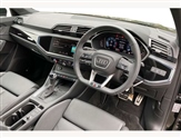 Audi Q3 Image 6