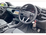 Audi Q3 Image 6