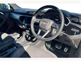 Audi Q3 Image 6