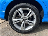 Audi Q3 Image 5