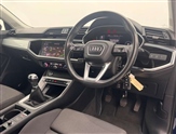 Audi Q3 Image 4