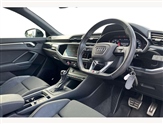 Audi Q3 Image 6