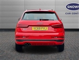 Audi Q3 Image 6