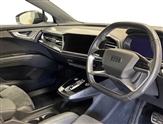 Audi Q4 e-tron Image 5