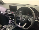 Audi Q5 Image 6