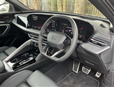 Audi Q5 Image 6