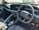 Audi Q5 Image 6