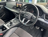 Audi Q5 Image 6