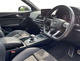 Audi Q5 Image 6