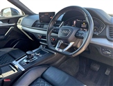 Audi Q5 Image 6
