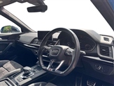 Audi Q5 Image 6