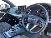 Audi Q5 Image 6