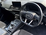 Audi Q5 Image 6