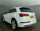 Audi Q5 Image 6