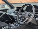 Audi Q5 Image 2